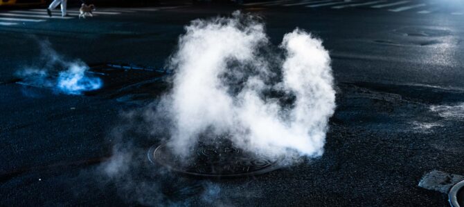 Nik Erik Neubauer: White Smoke, Brown Glare